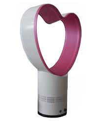 Lap&aacute;tn&eacute;lk&uuml;li ventil&aacute;tor